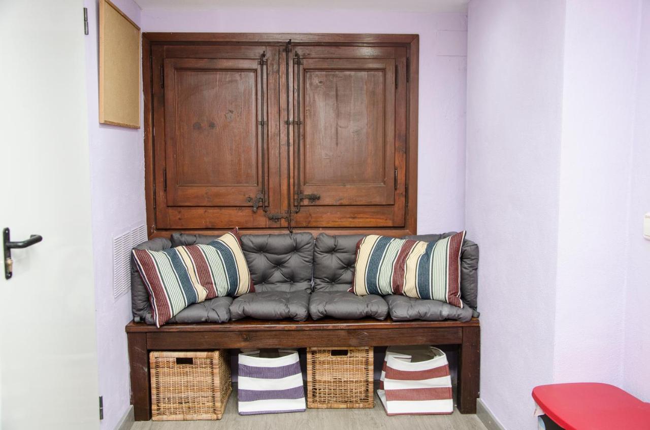 Apartment Vacarisses Torreblanca Estacion, Piscina Privada Eksteriør bilde