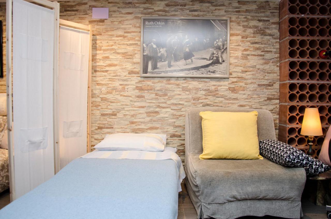 Apartment Vacarisses Torreblanca Estacion, Piscina Privada Eksteriør bilde